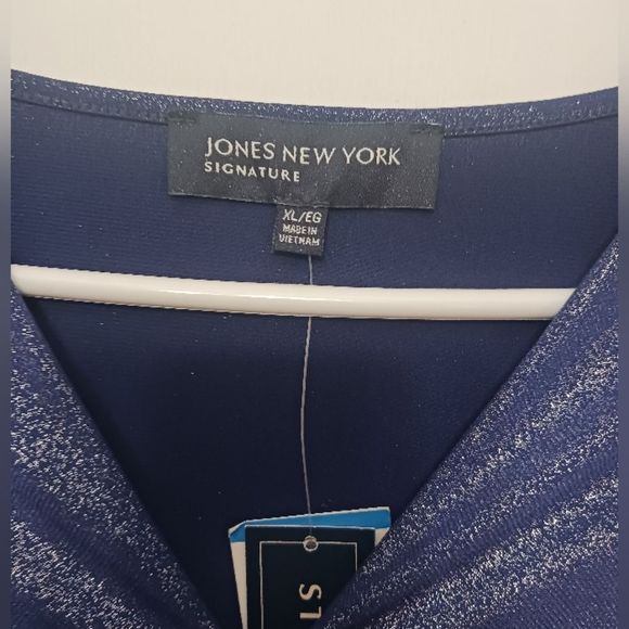 Jones New York Signature Blue Sparkly Stretchy Roushed Blouse Size XL NWT! - Picture 7 of 10